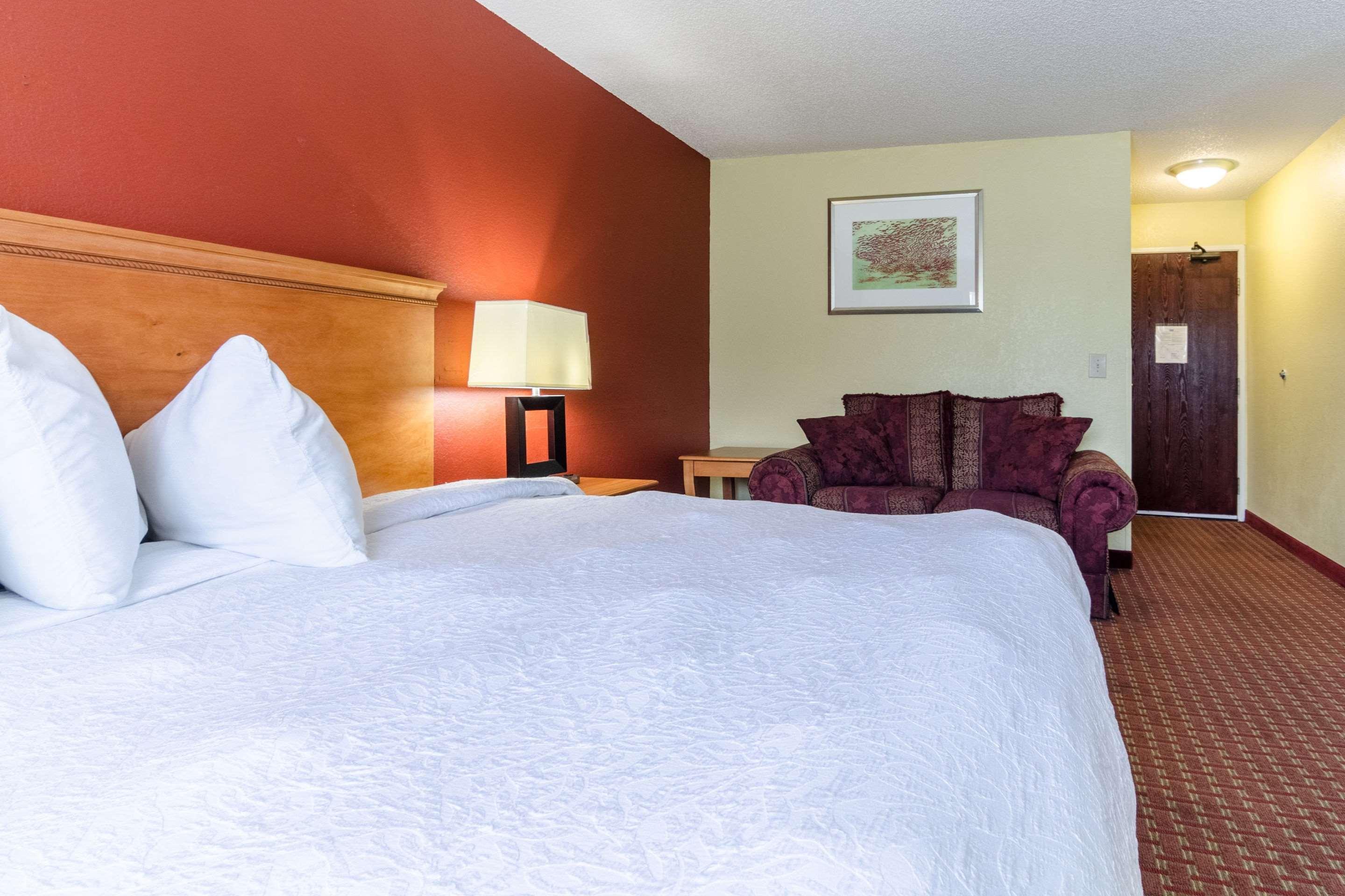 Rodeway Inn & Suites Jacksonville Near Camp Lejeune Ngoại thất bức ảnh